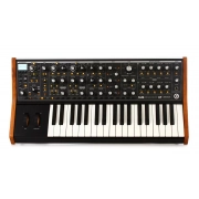 Аналоговый синтезатор Moog Subsequent 37 Standard