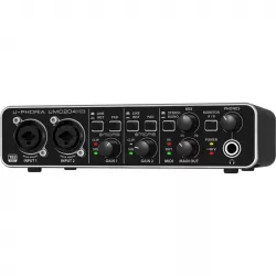 Аудиоинтерфейс USB BEHRINGER UMC204HD