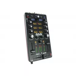 DJ-контроллер AKAI PRO AMX