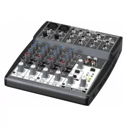 Микшерный пульт BEHRINGER 802