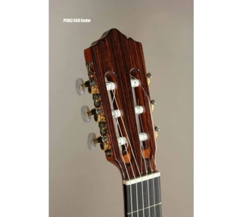 Классическая гитара PEREZ 640 SPRUCE фото 5