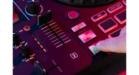 DJ-контроллер Numark Mixtrack Pro FX фото 6