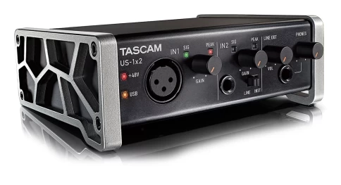 Tascam US-1x2HR USB аудио интерфейс фото 1