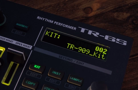 Драм-машина Roland TR-6S Rhythm Performer фото 8