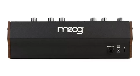 Аналоговый синтезатор Moog DFAM фото 5