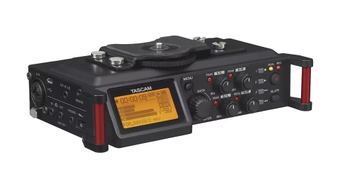 Tascam DR-70D 4 канальный портативный аудиорекордер для DSLR камер фото 2