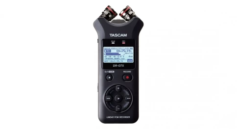 Tascam DR-07X  портативный PCM стерео рекордер фото 1
