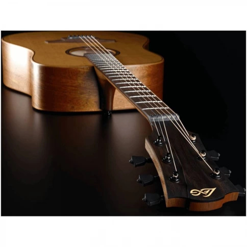 Акустическая гитара LAG T-170D фото 4