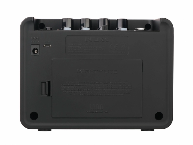 Портативный комбоусилитель Nux Cherub Mighty-Lite-BT фото 3